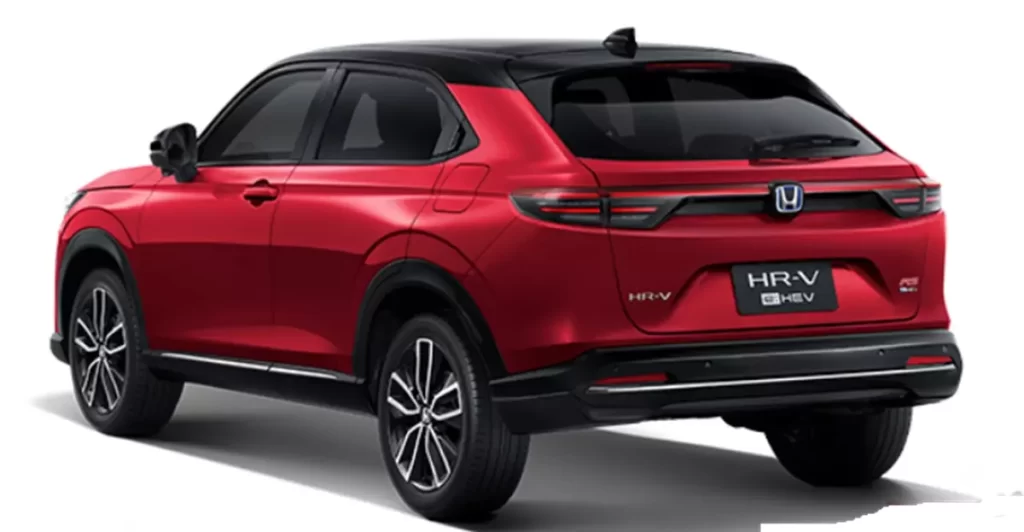 novo HR-V 2026 mantém o motor 1.5 aspirado nas versões de entrada (EX e EXL), com cerca de 126 cv de potência e câmbio CVT. 