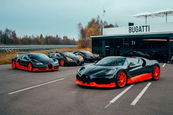Bugatti Mistral: O Conversível Mais Rápido do Mundo Inaugura Nova Era de Potência e Luxo 1 Bugatti Mistral: O Conversível Mais Rápido do Mundo Inaugura Nova Era de Potência e Luxo